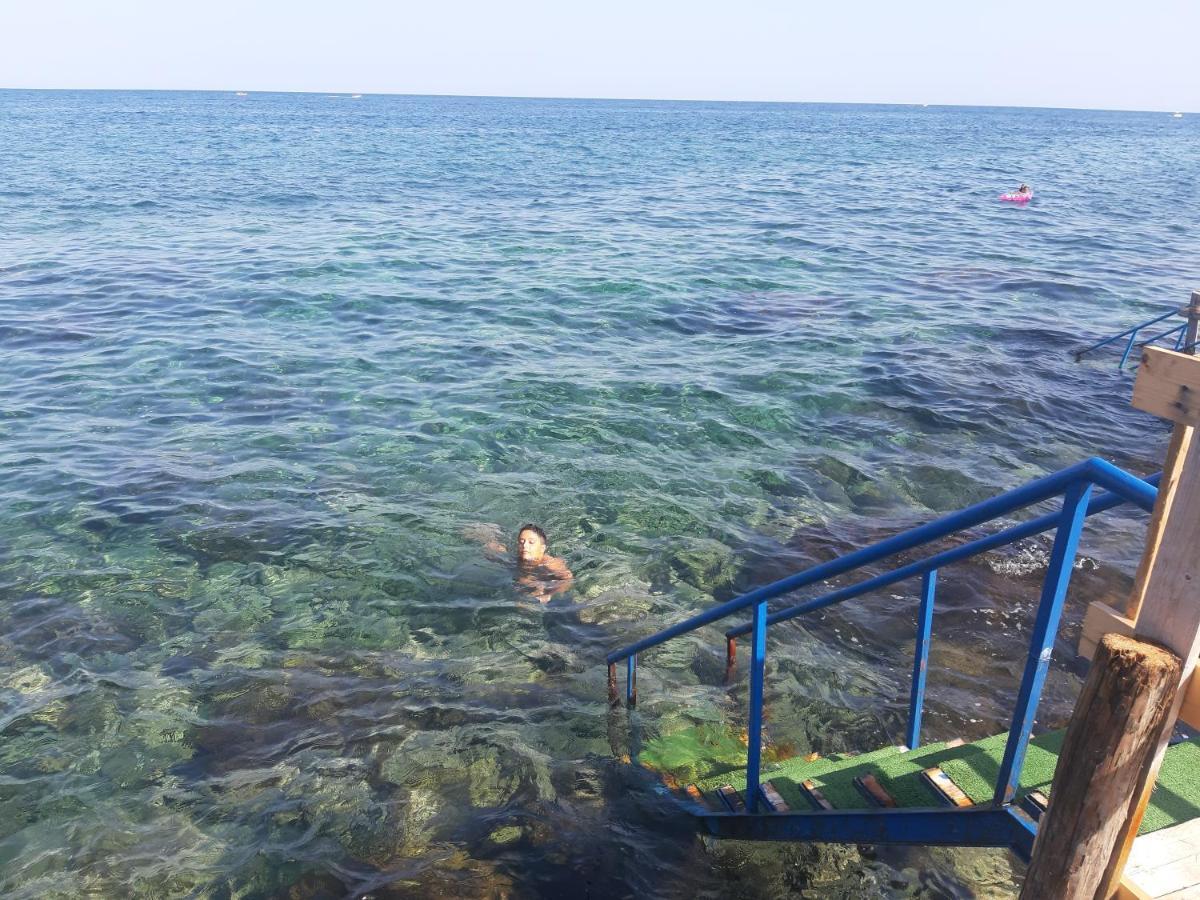 B&B Sea Terrace Aci Castello Exterior photo
