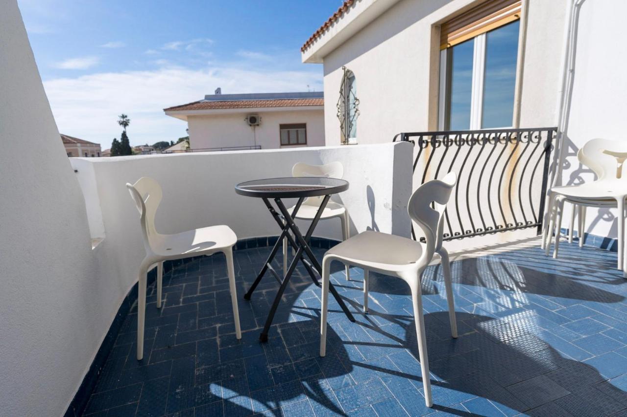 B&B Sea Terrace Aci Castello Exterior photo
